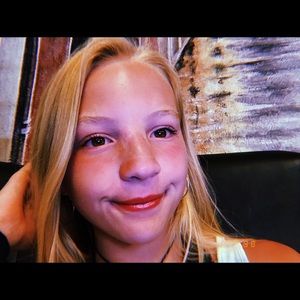 Meet your Posher, Kaleigh